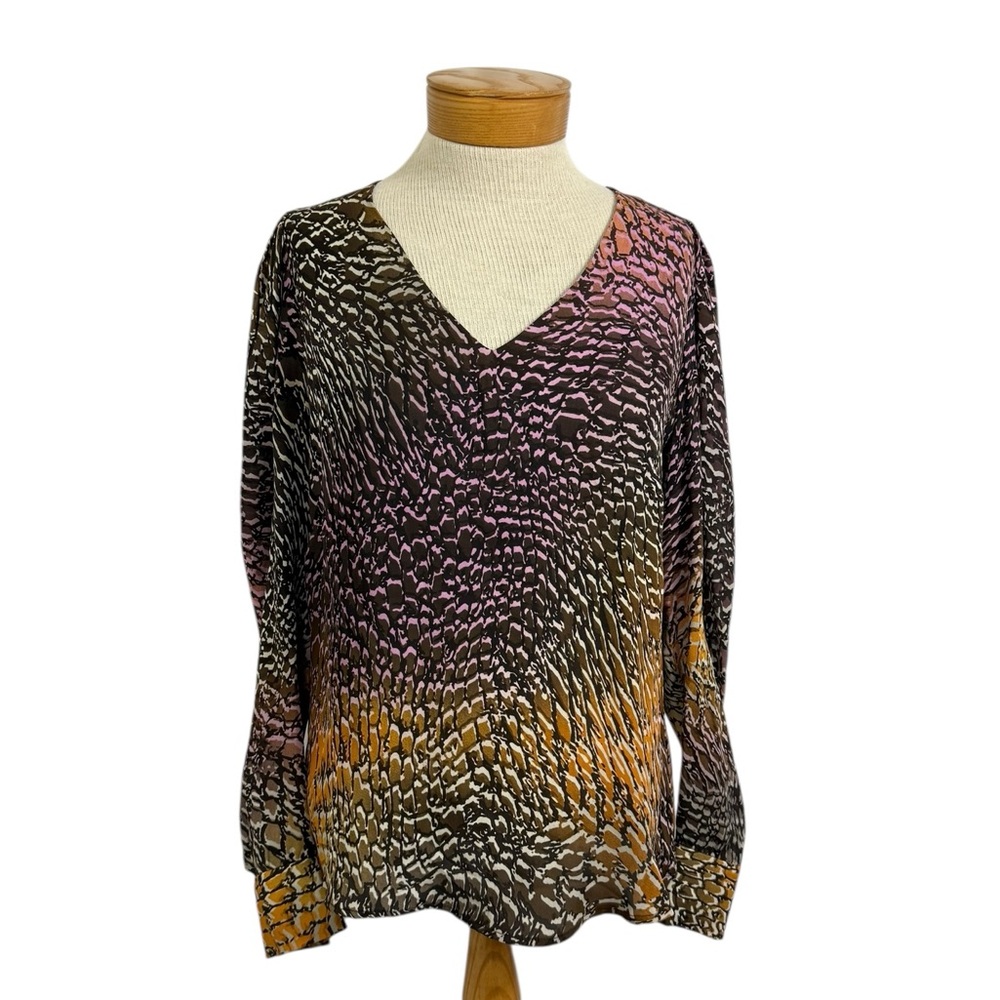 ETCETERA 4 V-neck Silk Animal Print Long Sleeve Blouse